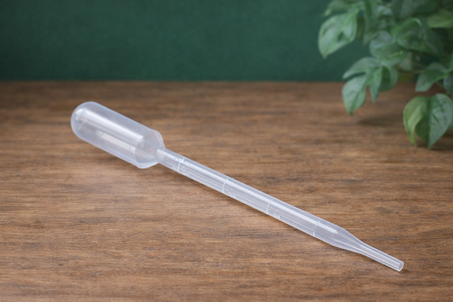 Pipetti lannoitteiden annosteluun 5 ml